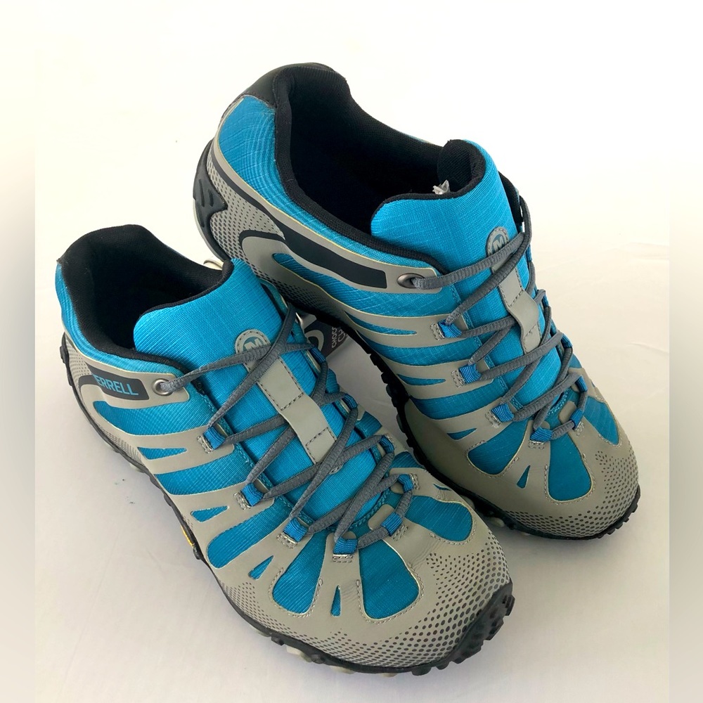Merrell Chameleon hikers , size 9, Blue/Grey, Vibram outsole, Pre-owned